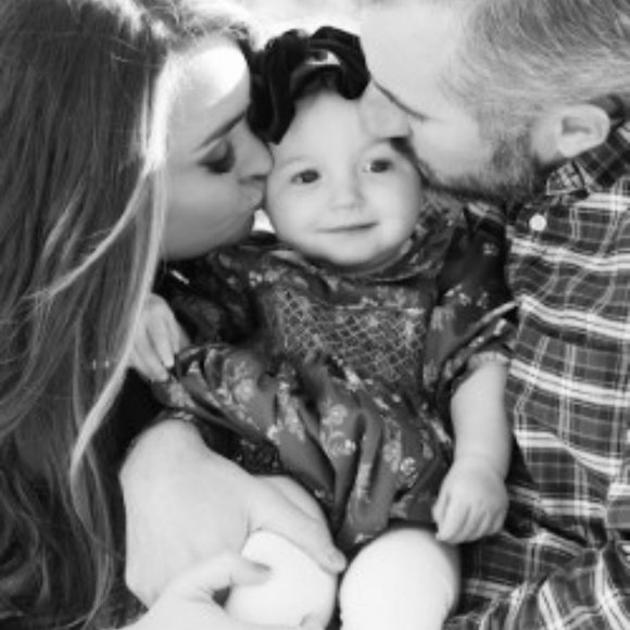 Meet your Posher, Meg - Picture 6 of 7